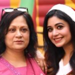 ‘হঠাৎ গুরুত্ব পেয়ে নিজেকে হনু ভাবছে…’! ঋতাভরীর মা শতরূপার পোস্টে রাজনীতির গন্ধ