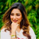 রাজনীতি ছেড়ে বিনোদন জগতে ফিরছেন সায়ন্তিকা বন্দ্যোপাধ্যায়