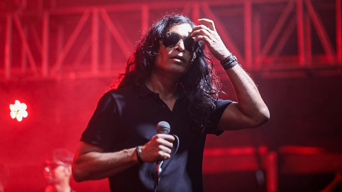 কনসার্টে শিল্পীর ওপর হামলা দুঃখজনক, ক্ষোভের মুখেও সহমর্মী হাসান