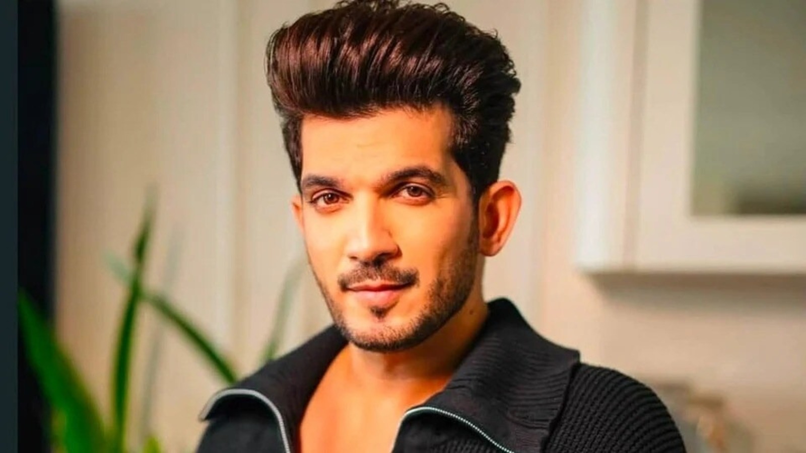 সড়ক দুর্ঘটনার কবলে অভিনেতা অর্জুন বিজলানি সুস্থ আছেন জানালেন নিজেই