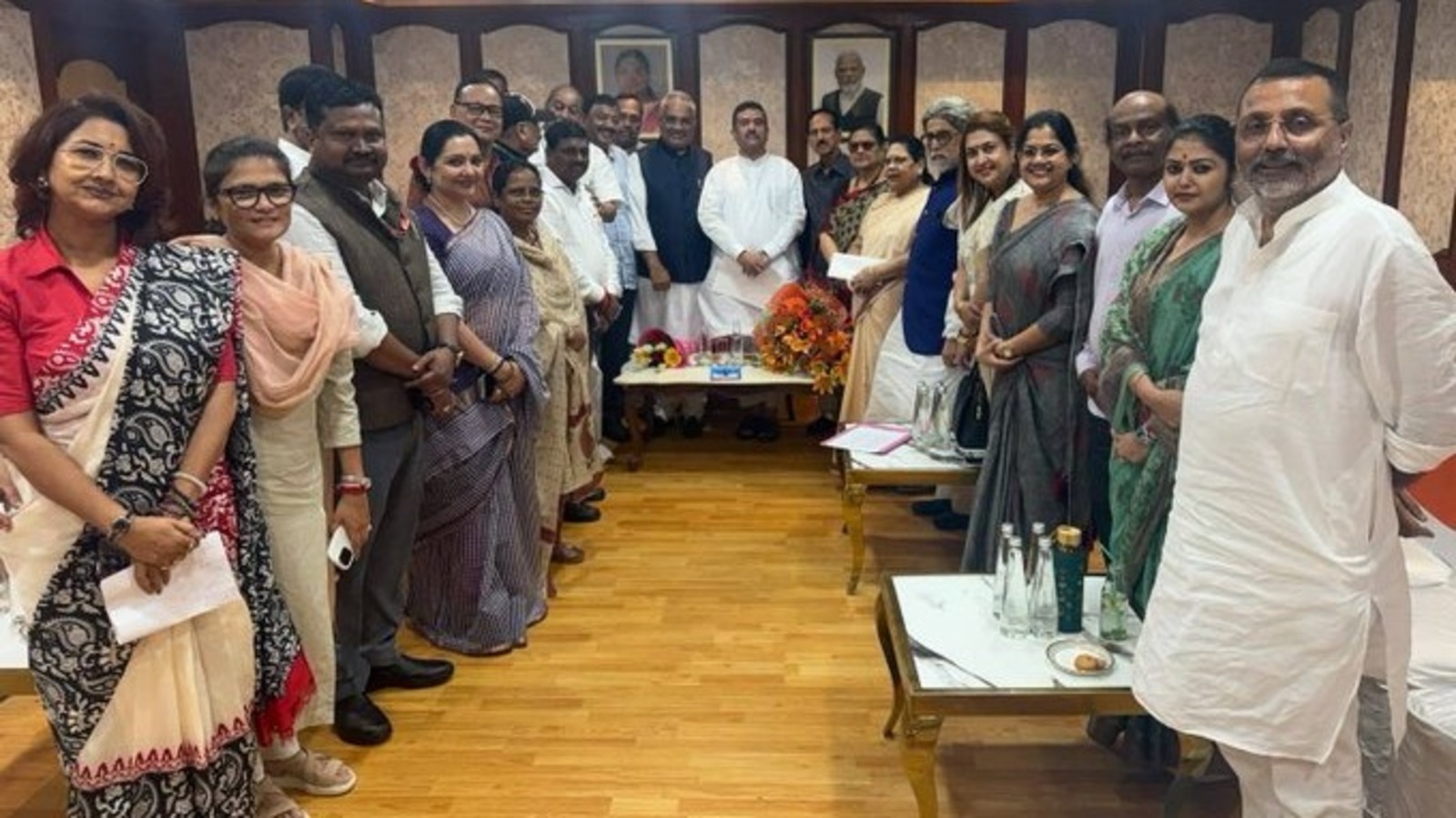 দিল্লির বঙ্গভবনে এনসিপিআই সাংসদদের সঙ্গে মুখ্যমন্ত্রী শুভেন্দু অধিকারীর গুরুত্বপূর্ণ বৈঠক সম্পন্ন