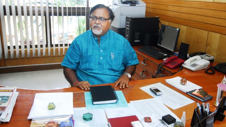 শুভেন্দু অধিকারীকে লক্ষ্যবস্তু করার ষড়যন্ত্রে উদ্বিগ্ন পার্থ চট্টোপাধ্যায়