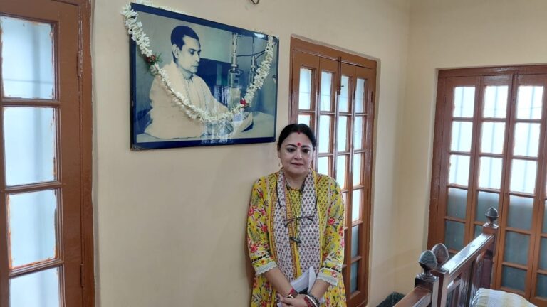 বীরেন্দ্রকৃষ্ণ ভদ্রের স্মরণে শ্যামবাজার মেট্রো স্টেশনের নামকরণের প্রস্তাব মন্ত্রীর কাছে পরিবারের