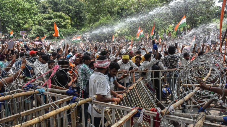 ঝাড়খণ্ডে আন্দোলনরত ছাত্রদের ওপর পুলিশের বলপ্রয়োগের নিন্দা রাহুল গান্ধীর দ্রুত আলোচনার আহ্বান