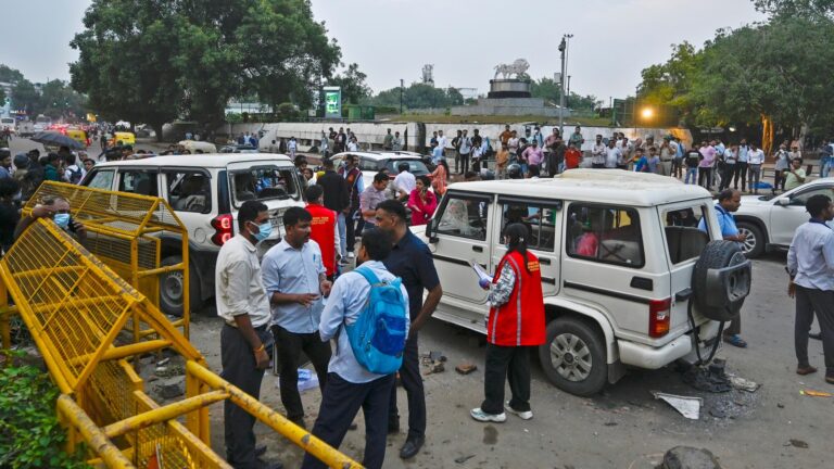 নিট বিক্ষোভের নামে রাজধানীতে নজিরবিহীন সহিংসতা ও সরকারি সম্পদ ধ্বংসের ঘটনায় অভিযুক্ত সিজেপি