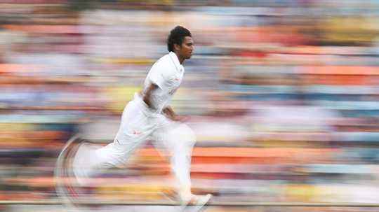 অস্ট্রেলিয়ার মাটিতে বাঘের গর্জন হাসান মাহমুদের তোপে কোণঠাসা স্বাগতিকরা