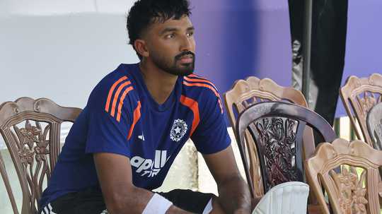 সাই সুদর্শনের চোটে টেস্ট দলে ডাক পেলেন দেবদূত পাডিক্কাল তিন নম্বরের জায়গা নিয়ে অনিশ্চয়তায় ভারত