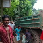 গোসাইরহাটে বেপরোয়া মাহিন্দ্রার চাপায় ভ্যানচালক নিহত