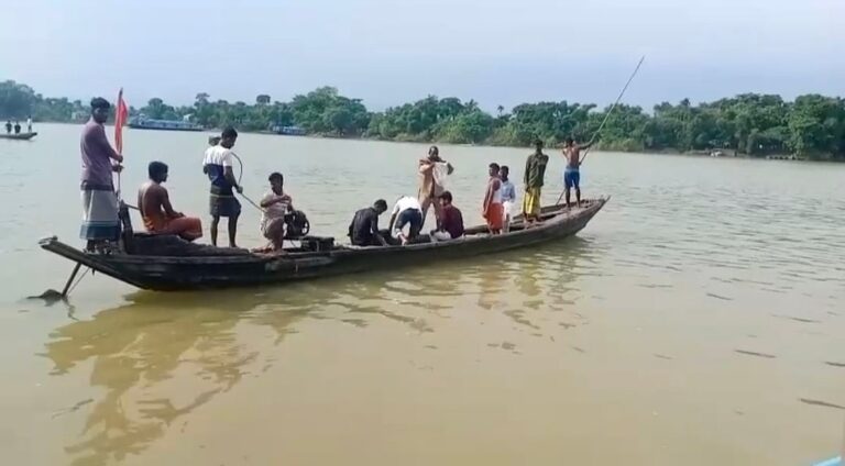 Ten-year-old girl missing after falling from houseboat in Sunamganj Tanguar Haor