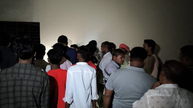 One dead and ten injured in Shariatpur factional clash involving mass crude bomb explosions