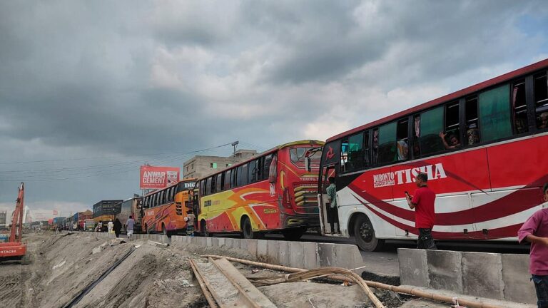 Severe traffic congestion plagues Dhaka-Sylhet highway at Sarail junction despite lane expansion