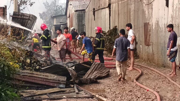 Firefighters extinguish blaze at Gazipur jute warehouses after four-hour operation