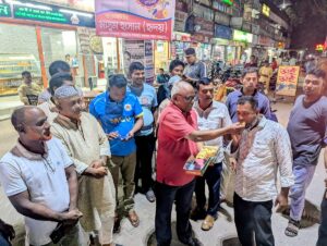 Kurigram BNP celebrates Ruhul Kabir Rizvi appointment as acting secretary general with public sweets distribution