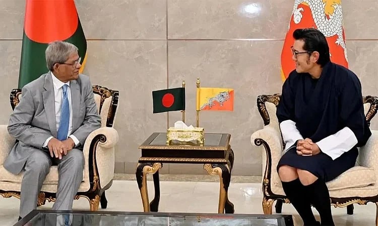 Bhutanese King Jigme Khesar Namgyel Wangchuck Holds Talks With President Mirza Fakhrul Islam Alamgir During Dhaka Stopover