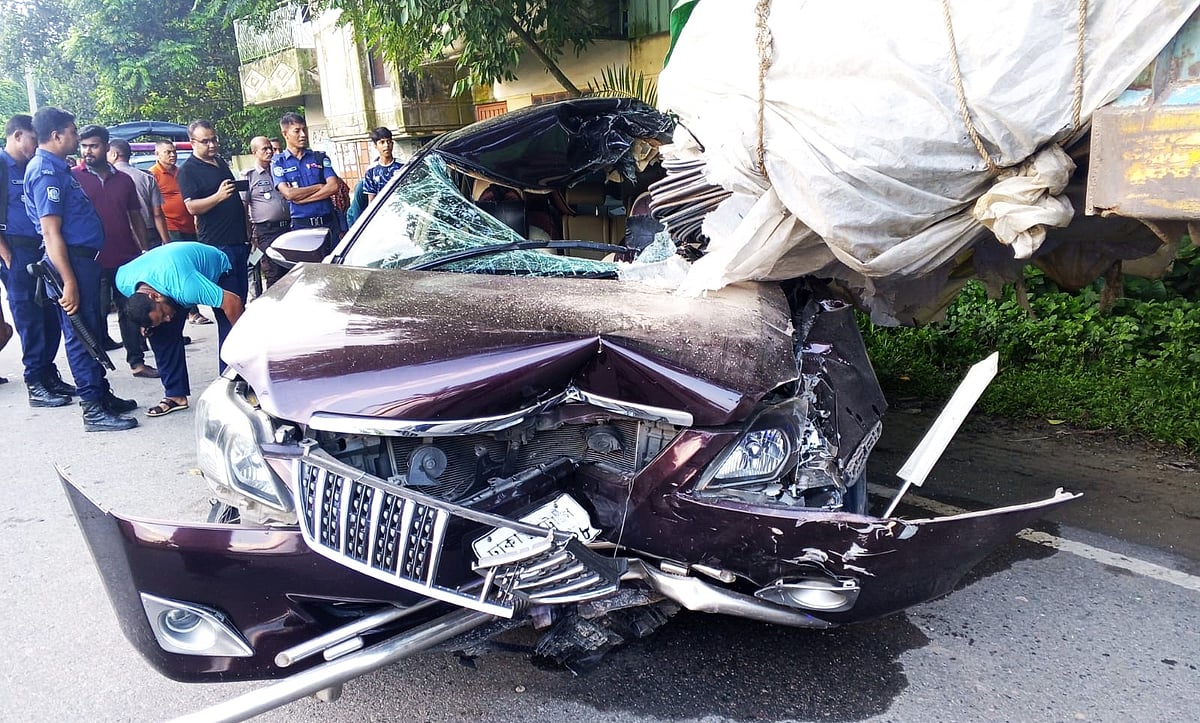 Assistant Judge killed in road accident in Jamalpur