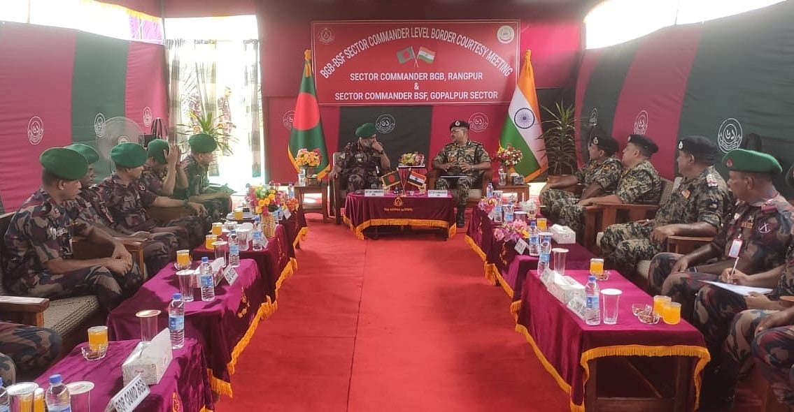 Rangpur Sector Commander Colonel Robayet Hasan led the meeting on behalf of BGB. On behalf of BSF, Gopalpur sector commander of Cooch Behar district, Sankasha Prasad led the meeting.