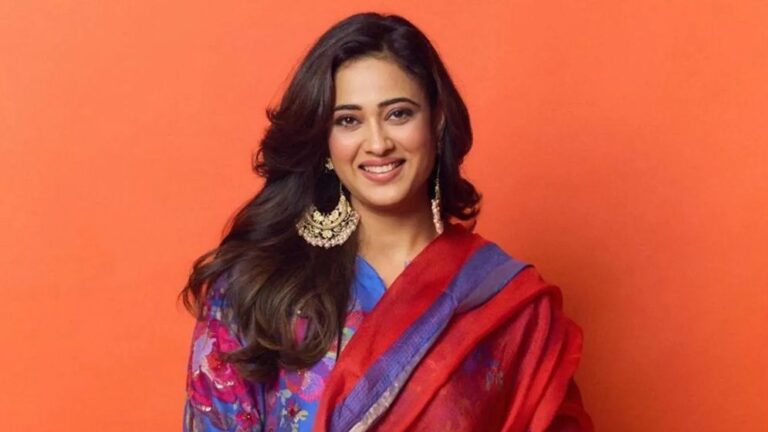 Bollywood Actress Shweta Tiwari Hospitalized After Contracting Dengue Fever