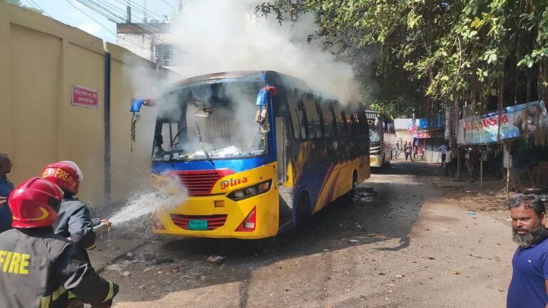 Clashes erupt in Dinajpur as transport workers protest union leader arrest