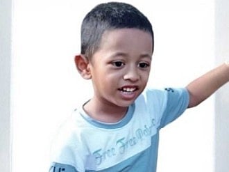Eight year old boy killed in Chittagong road accident while returning from family trip