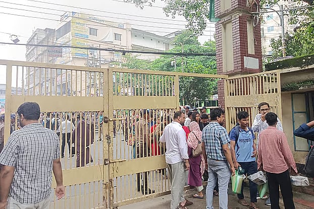 Tensions Mount at Jagannath University as Student Groups Defy Protest Ban Ahead of Planned Campus Gatherings
