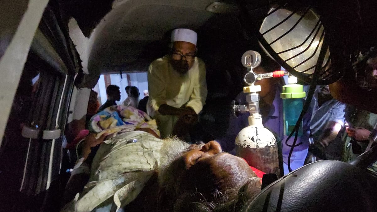 Local Awami League Ward President Hospitalized Following Assault in Patuakhali