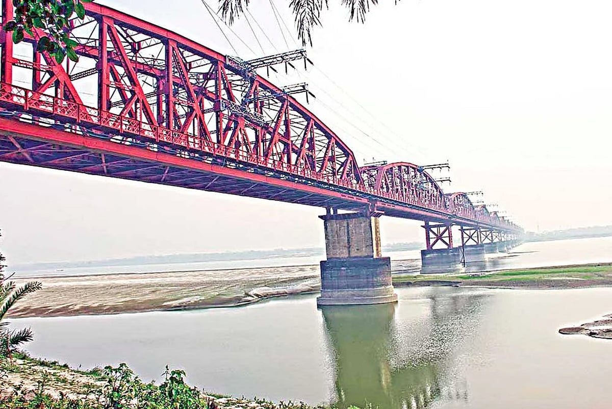 Experts call for restoration of guarantee clause in upcoming Ganges water sharing treaty with India