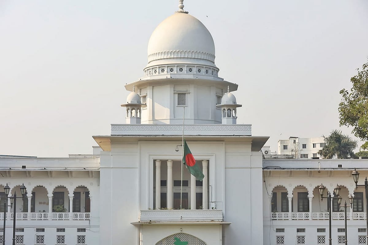 High Court Orders Investigation Into Unauthorized Display of National Flag in Government Offices