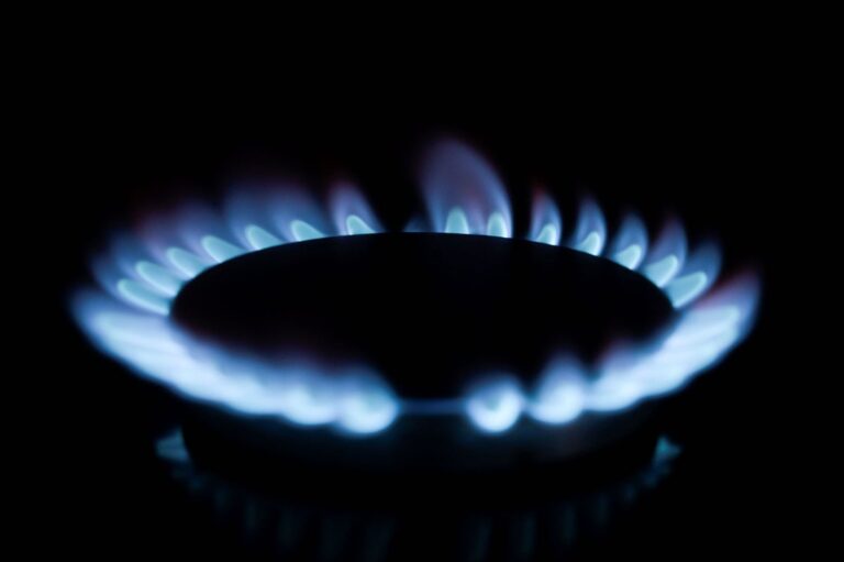 Bangladesh gas supply improves as LNG terminals resume operations following 25-day shortage