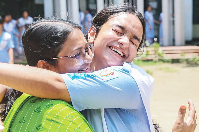 SSC pass rate hits 19-year low as over half a million students fail mandatory subjects