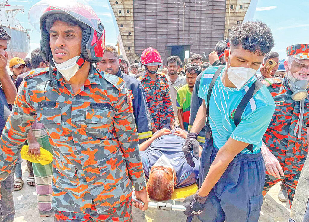 Nine workers dead in Sitakunda shipbreaking accident despite prior safety warnings