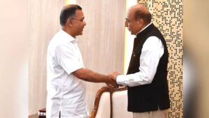 প্রধানমন্ত্রী তারেক রহমানের সঙ্গে ভারতীয় হাইকমিশনার দীনেশ ত্রিবেদীর সৌজন্য সাক্ষাৎ