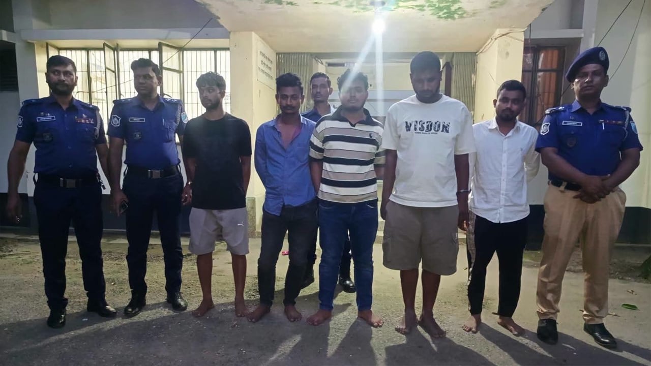 নরসিংদীতে ছাত্রদল নেতা মাসুম হত্যা মামলার প্রধান আসামিসহ পাঁচজন গ্রেপ্তার