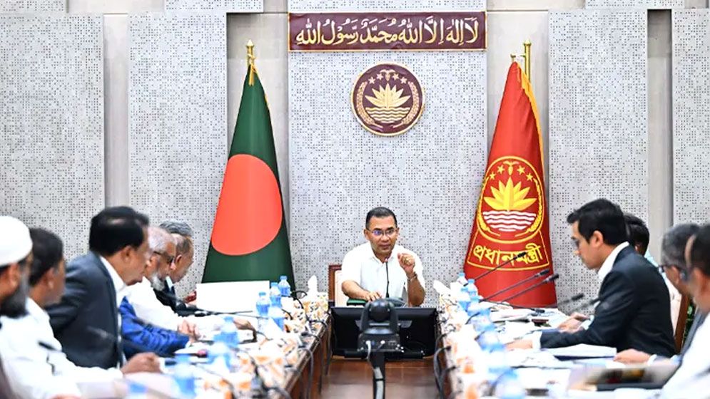 সকল সরকারি ভবনে সৌর প্যানেল স্থাপনের নির্দেশ প্রধানমন্ত্রীর