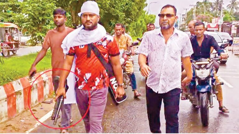 ঈশ্বরদীতে বিএনপির অভ্যন্তরীণ দ্বন্দ্বে অস্থির জনপদ আধিপত্যের লড়াইয়ে অস্ত্রের ঝনঝনানি