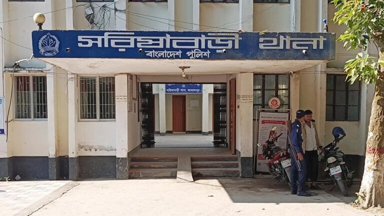সরিষাবাড়ীতে বালু উত্তোলন নিয়ে বিএনপির দুই পক্ষের সংঘর্ষে আহত ৯