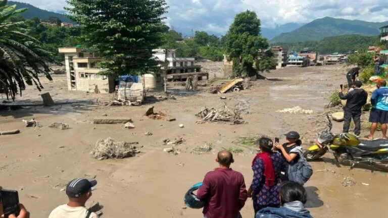 নেপালে ভয়াবহ বন্যা ও ভূমিধসে কোনো বাংলাদেশির হতাহতের তথ্য নেই