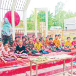 নতুন ভবনের অপেক্ষায় খোলা আকাশের নিচে চিলমারীর ১৮১ শিক্ষার্থীর পাঠদান
