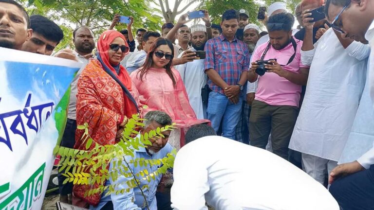 জলবায়ু পরিবর্তন মোকাবিলায় দেশজুড়ে ব্যাপক বৃক্ষরোপণের আহ্বান জনপ্রশাসন প্রতিমন্ত্রীর