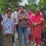 আত্মগোপনে থাকা সেই স্বর্ণ ব্যবসায়ী সপরিবারে আটক