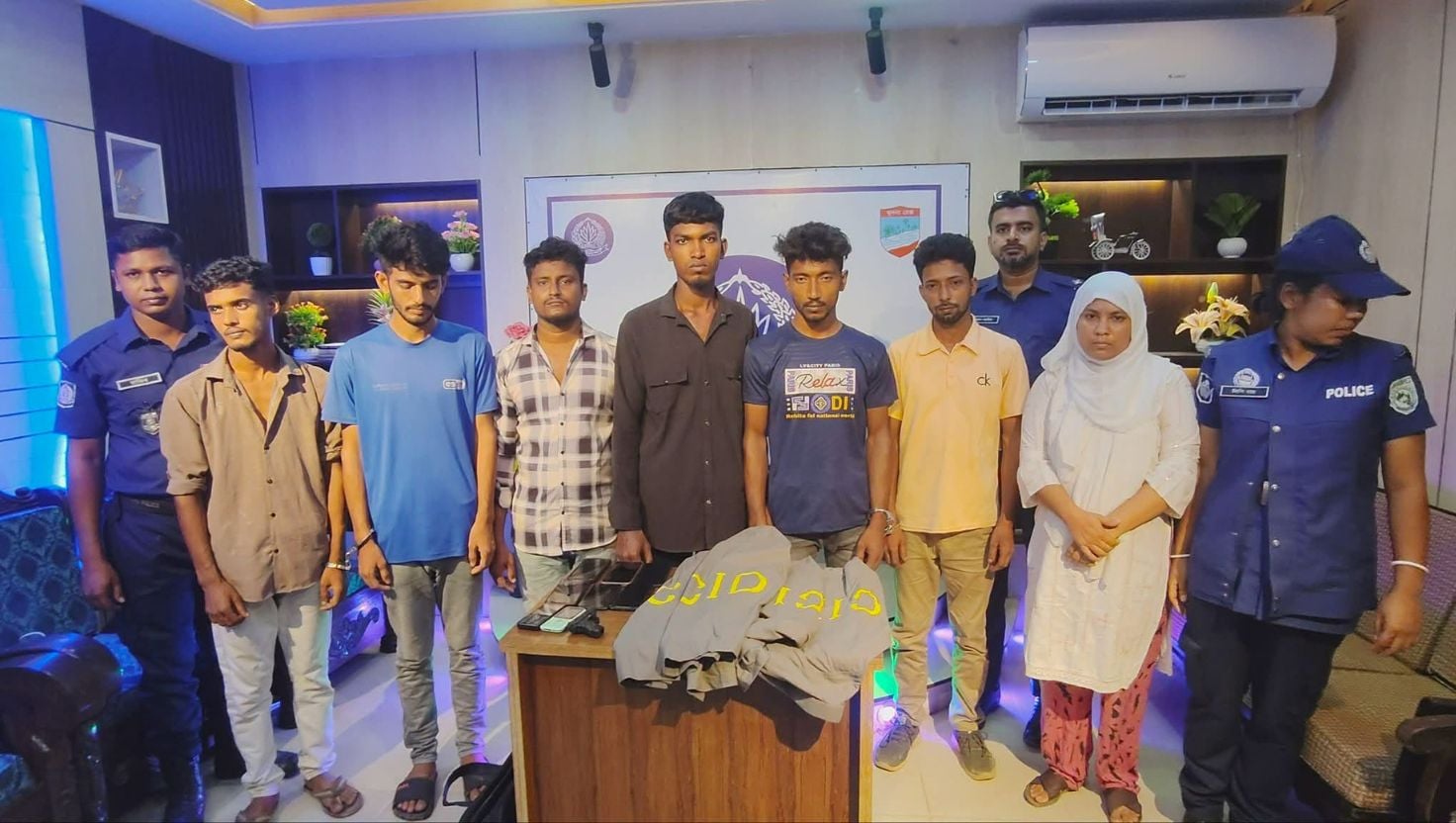 মাগুরার শ্রীপুরে সিআইডি পরিচয়দানকারী অপহরণকারী চক্রের ৭ সদস্য আটক