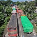 ঢাকা-চট্টগ্রাম মহাসড়কে তীব্র যানজট অ্যাম্বুলেন্সে রোগীর মৃত্যু