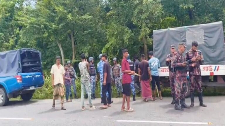 টেকনাফে মহাসড়কে সশস্ত্র ডাকাতি ও লুটপাট, গুলিবিদ্ধ ১