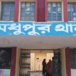টাঙ্গাইলের মধুপুরে বৃদ্ধাকে কুপিয়ে হত্যা রহস্য উদ্ঘাটনে মাঠে পুলিশ