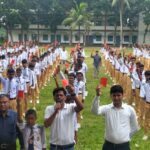দেবীগঞ্জে কিশোর অপরাধ ও মাদক নির্মূলে শিক্ষার্থীদের শপথ ও লালকার্ড প্রদর্শন