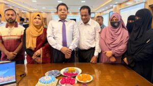 বরিশালে ফল ও সবজির রসে প্রাকৃতিক খাদ্যরঙ উদ্ভাবন করে সাড়া ফেলেছেন নারী উদ্যোক্তা