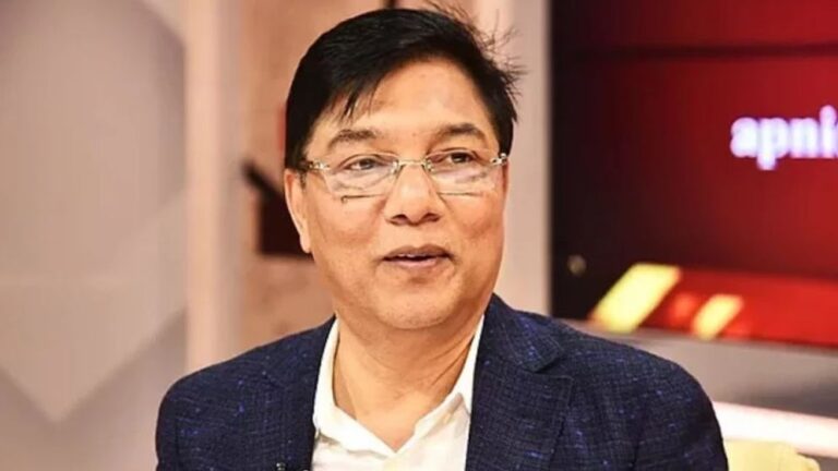 পূর্ণমন্ত্রী হিসেবে শপথ নিলেন এম রশিদুজ্জামান মিল্লাত