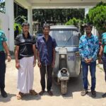 টঙ্গীতে চার ছিনতাইকারী গ্রেপ্তার উদ্ধার অস্ত্র ও সিএনজি