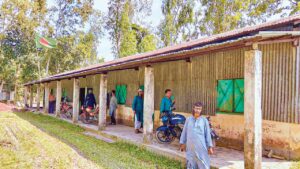 এক শিক্ষা কর্মকর্তার কাঁধে তিন উপজেলার দায়িত্ব ব্যাহত হচ্ছে প্রশাসনিক কার্যক্রম