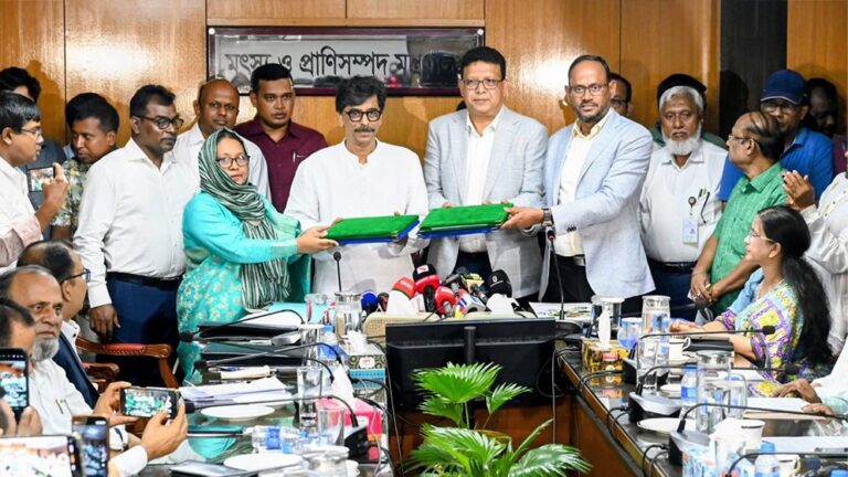 খামারি পর্যায়ে পৌঁছাবে বিএলআরআই উদ্ভাবিত পোলট্রি ও গবাদি পশুর ভ্যাকসিন