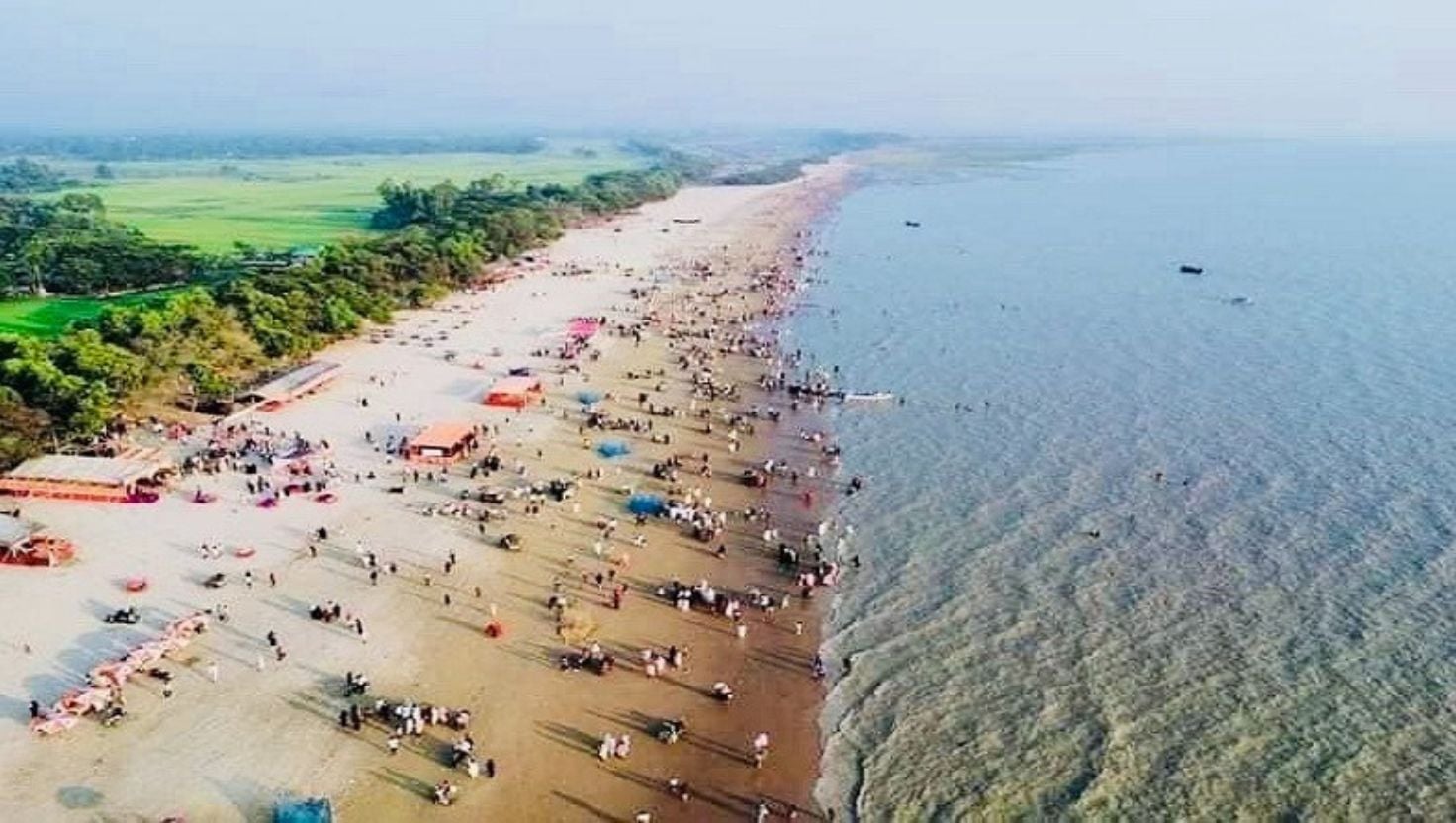 অযত্ন ও অবহেলায় পড়ে আছে পর্যটন সম্ভাবনাময় বাঁশখালী উপকূল